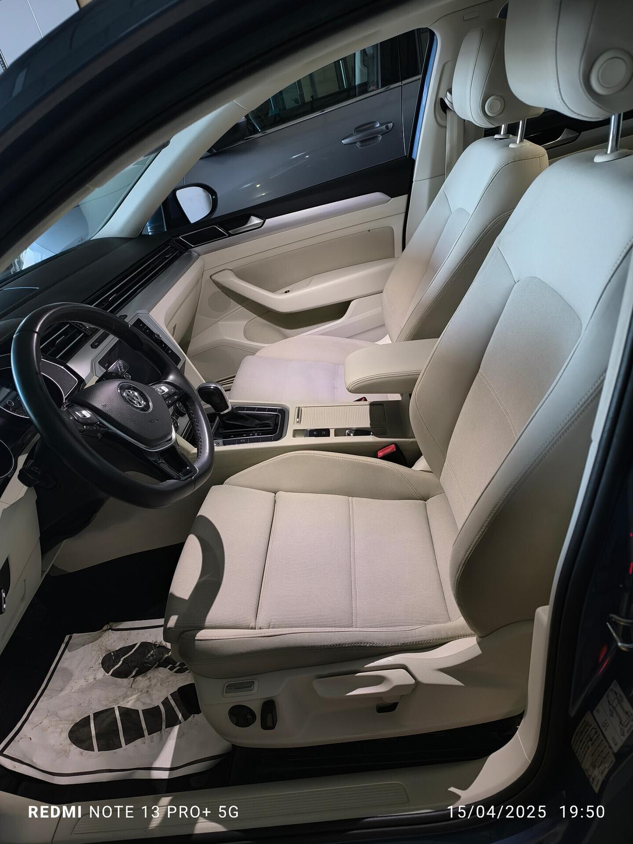 Volkswagen Passat Variant 1.6 TDI Business BlueMotion Technology