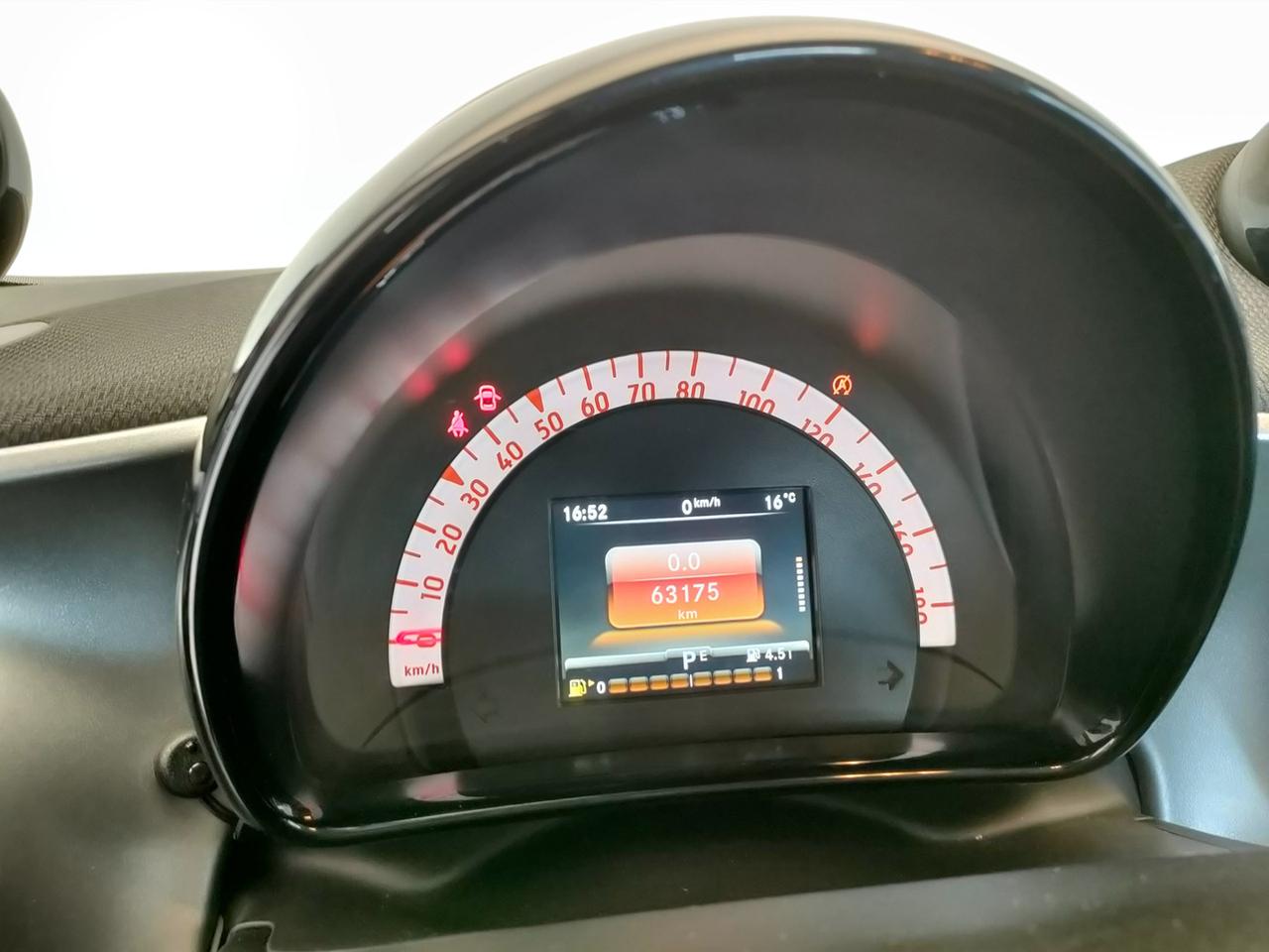 SMART Fortwo III 2015 - Fortwo 1.0 Passion 71cv twinamic