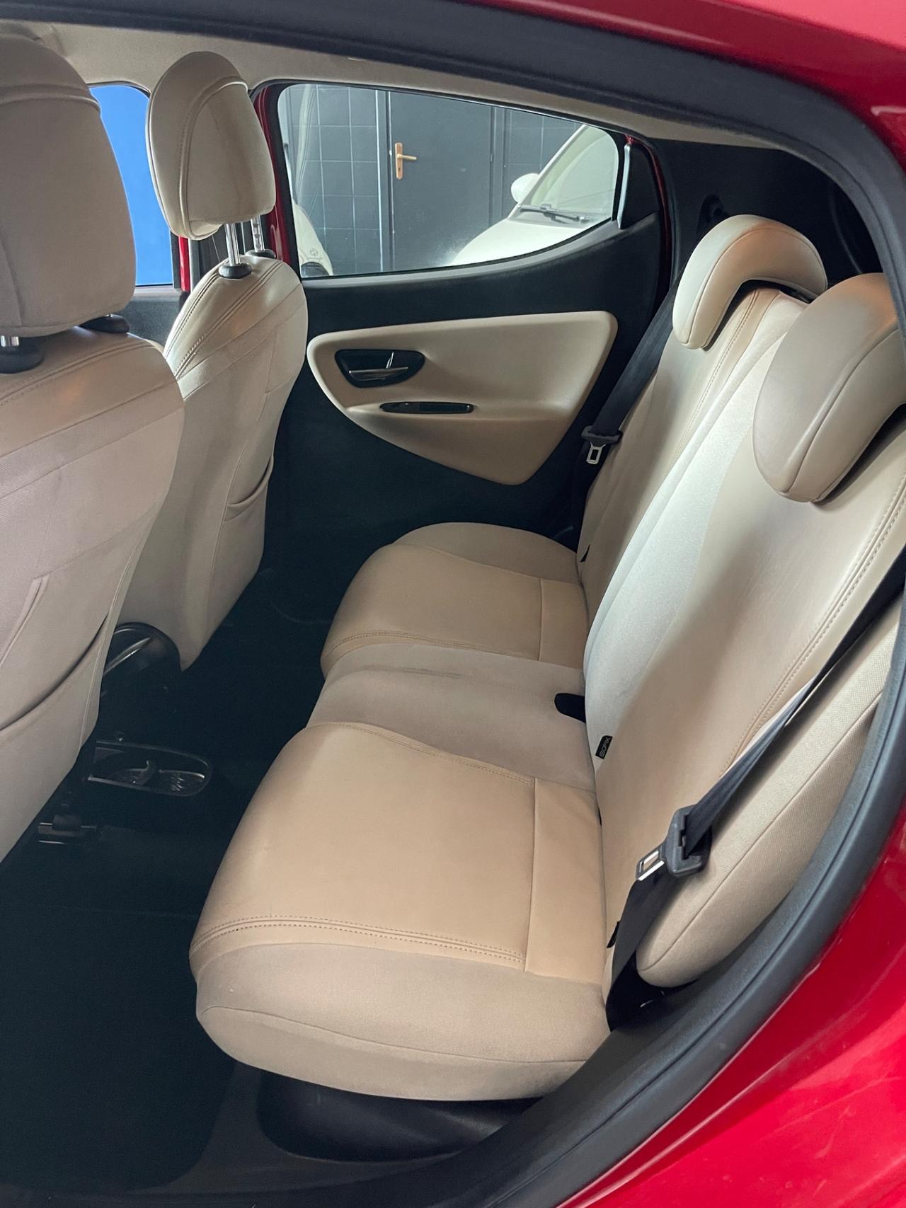 Lancia Ypsilon 1.3 MJT 16V 95 CV 5 porte S&S Platinum