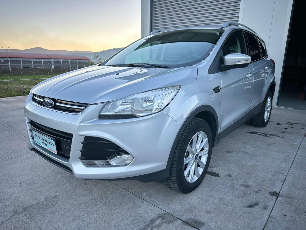 Ford Kuga 2.0 TDCI 150 CV S&S 4WD Titanium