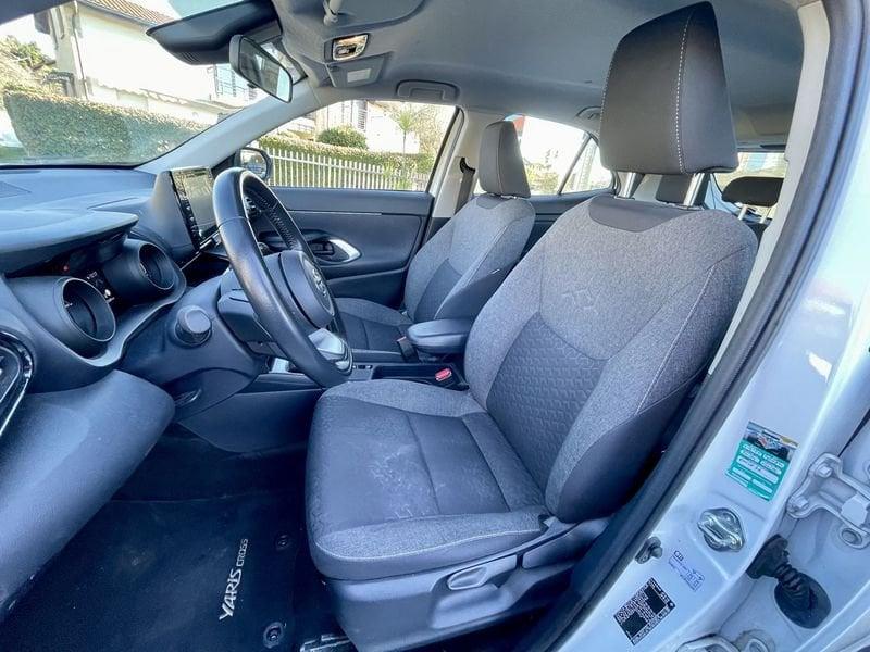 Toyota Yaris Cross 1.5h Active fwd 116cv e-cvt