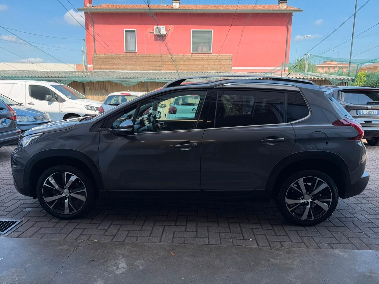 Peugeot 2008 PureTech Turbo 110 S&S Allure