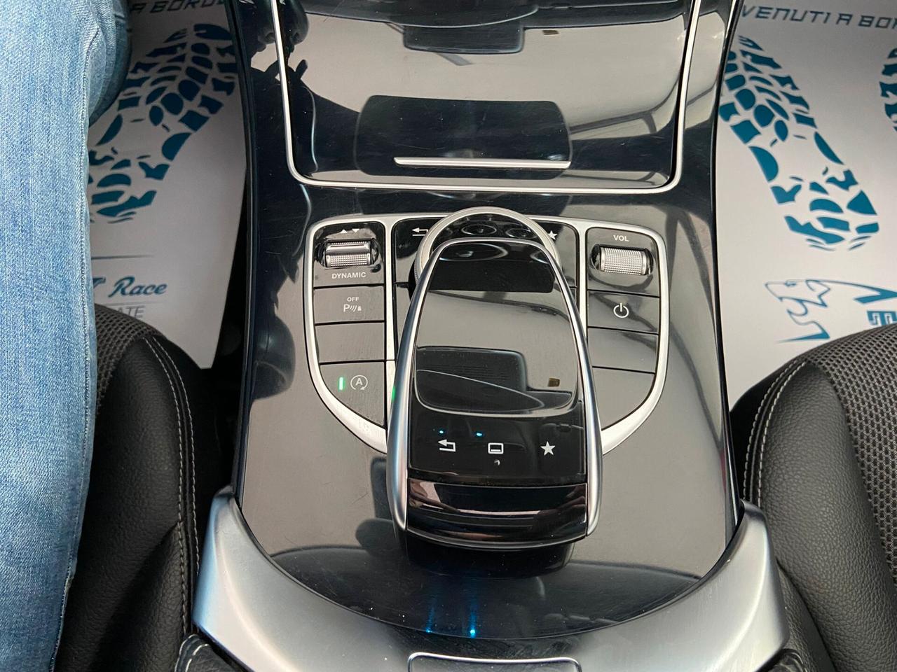 Mercedes-benz C 220 C 220 d Auto Premium Plus