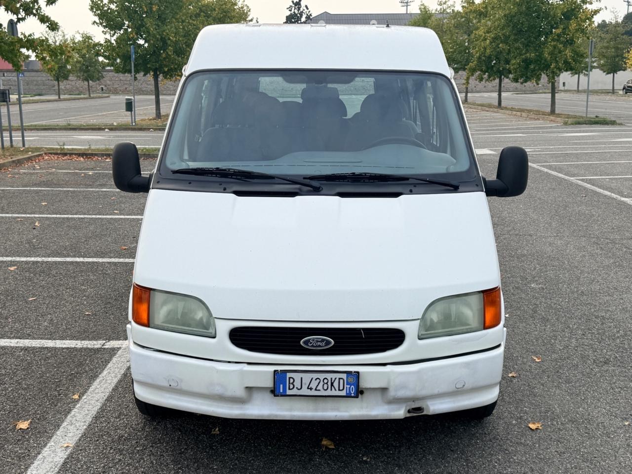 Ford Transit Tourneo Bus 2.4TD 9 POSTI