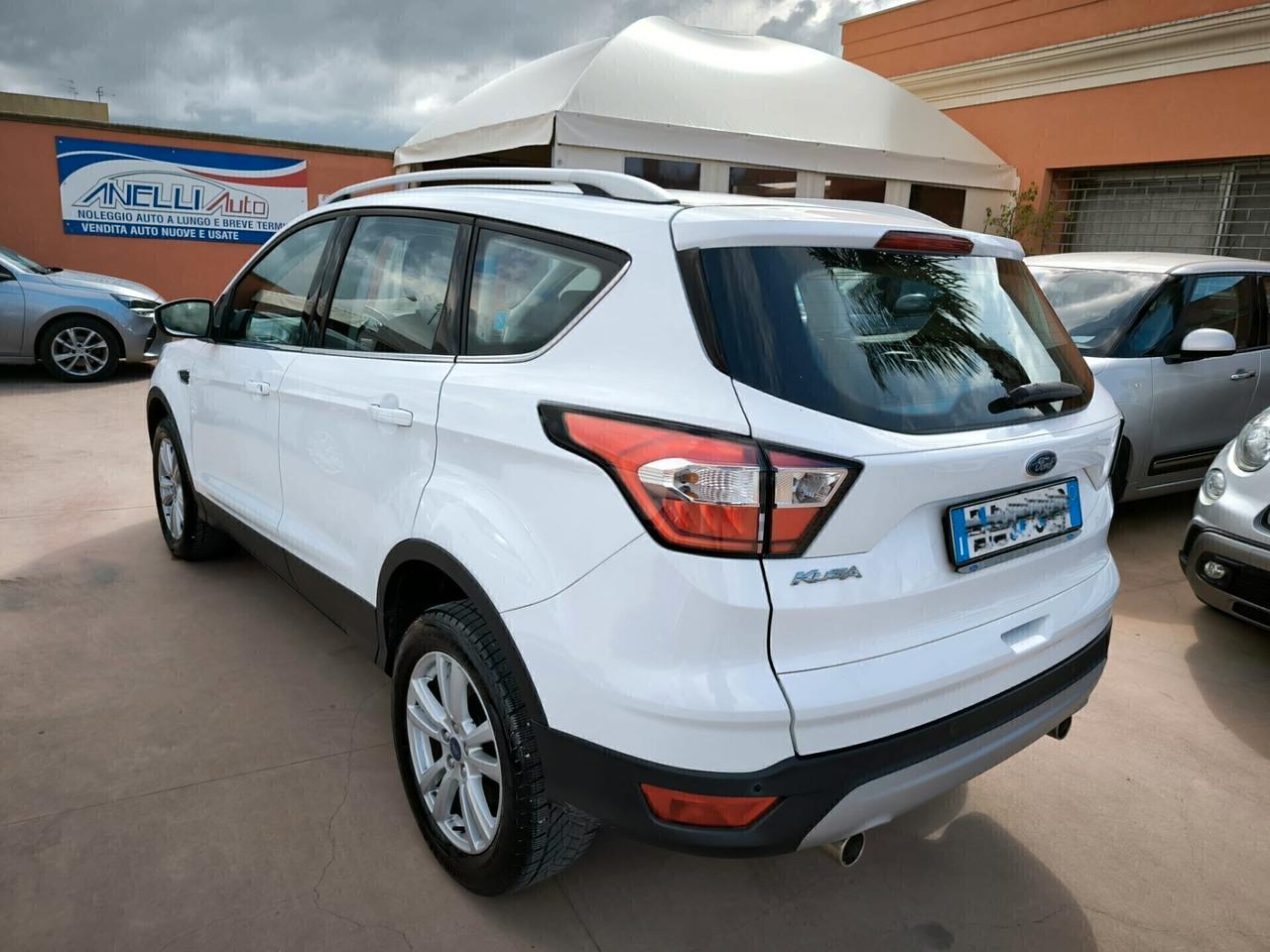 Ford Kuga 1.5 TDCI 120 CV S&S 2WD Business