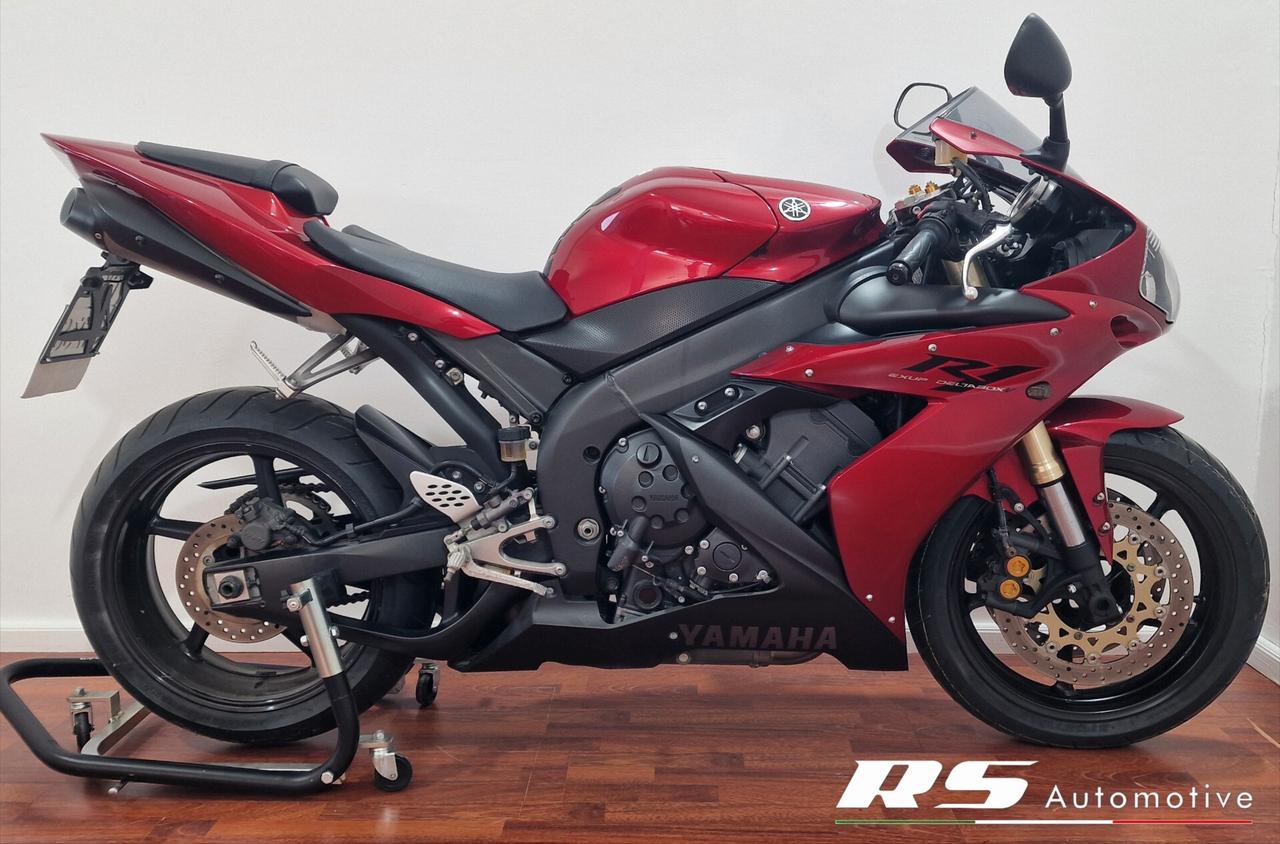 Yamaha YZF R1