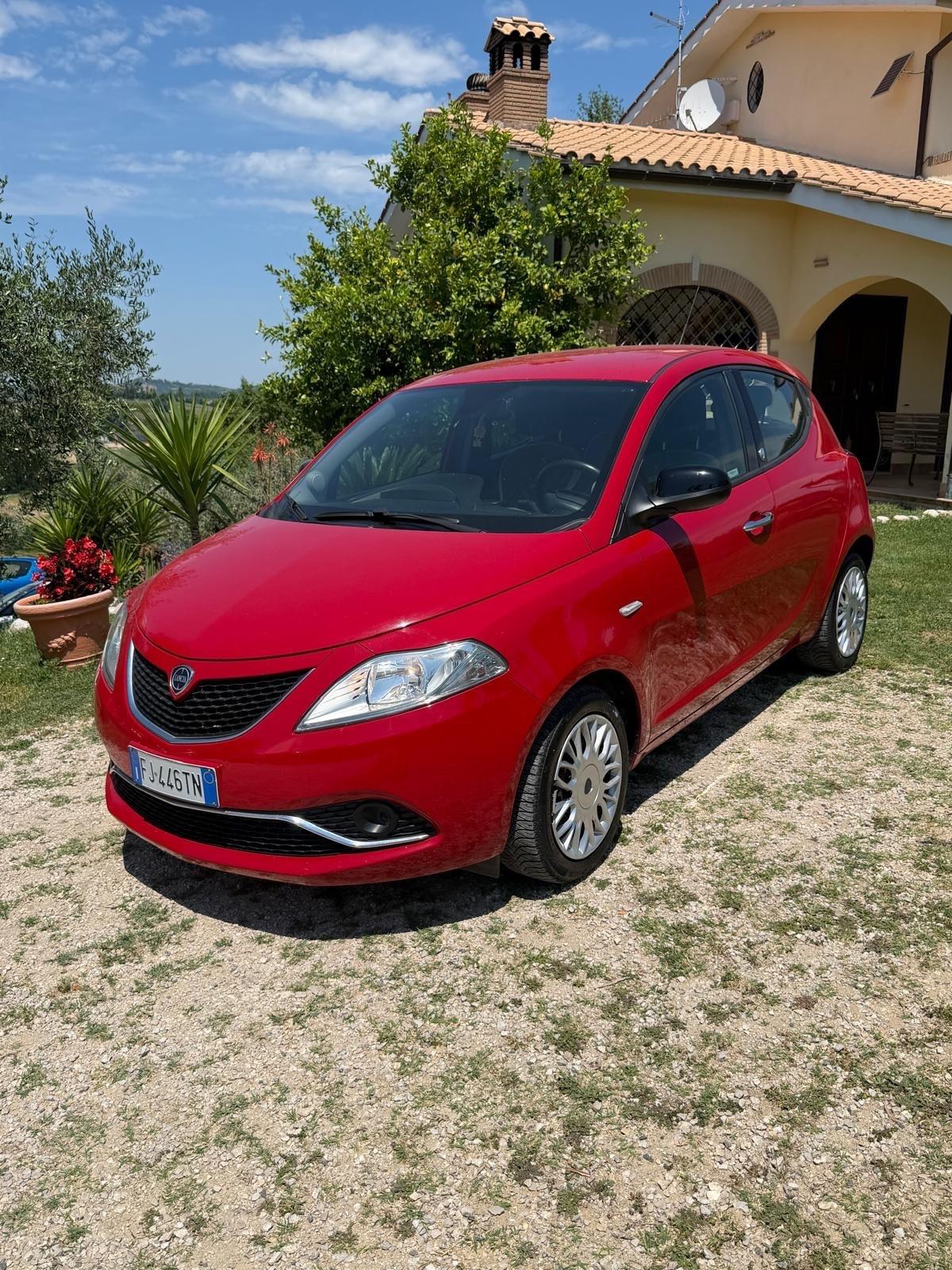 Lancia Ypsilon 1.2 69 CV 5 porte GPL Ecochic Unyca