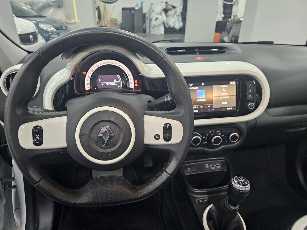 NUOVA RENAULT TWINGO INTENS SCe 1.0 BENZ 73CV