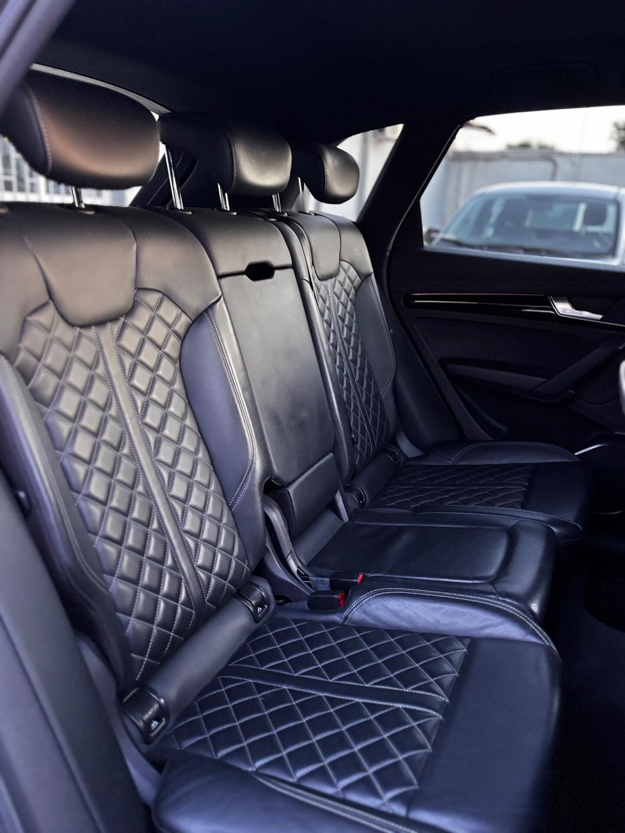 Audi Q5 35 TDI S tronic line