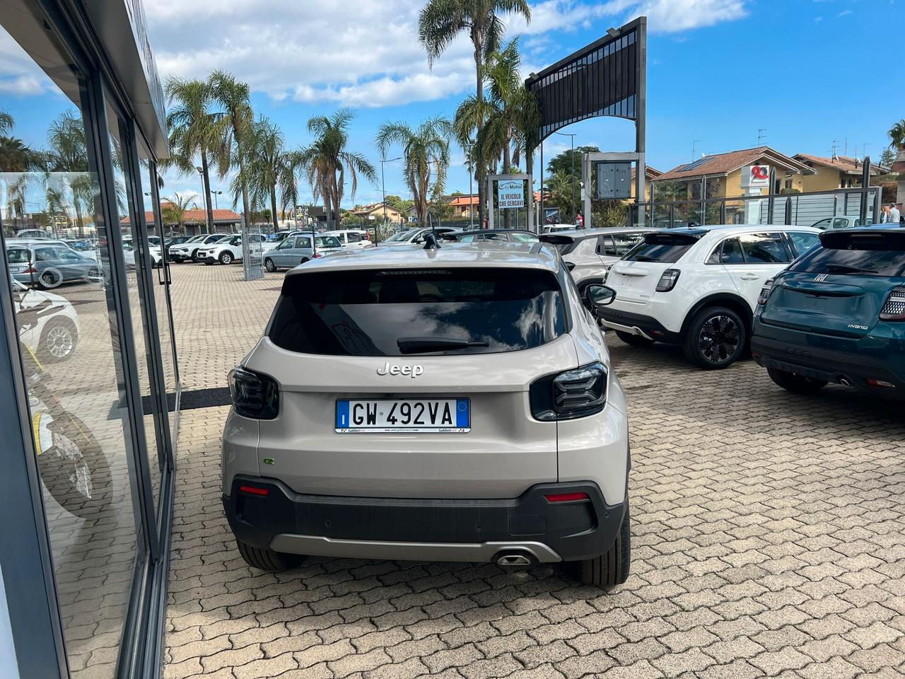 Jeep Avenger 1.2 Turbo 100 CV MHEV Summit