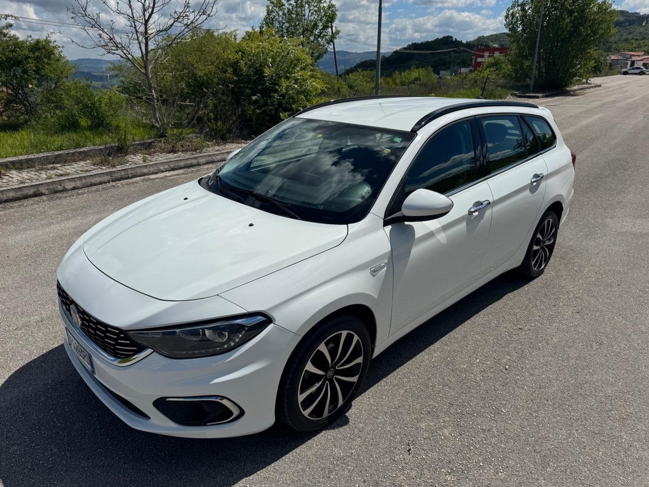 Fiat Tipo 1.6 Mjt S&S SW Lounge