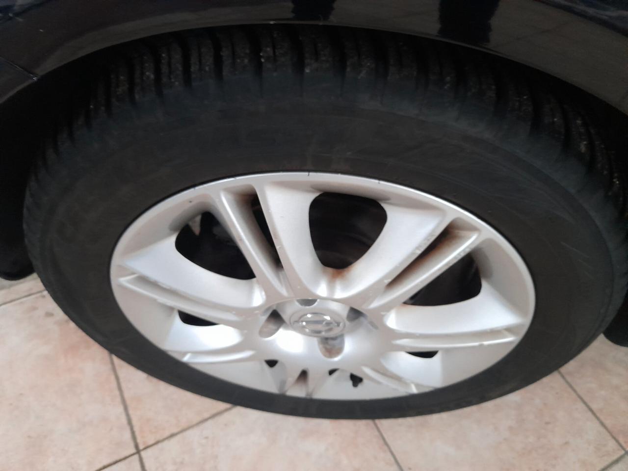 Opel Corsa 1.2 80CV 5 porte GPL-TECH Edition