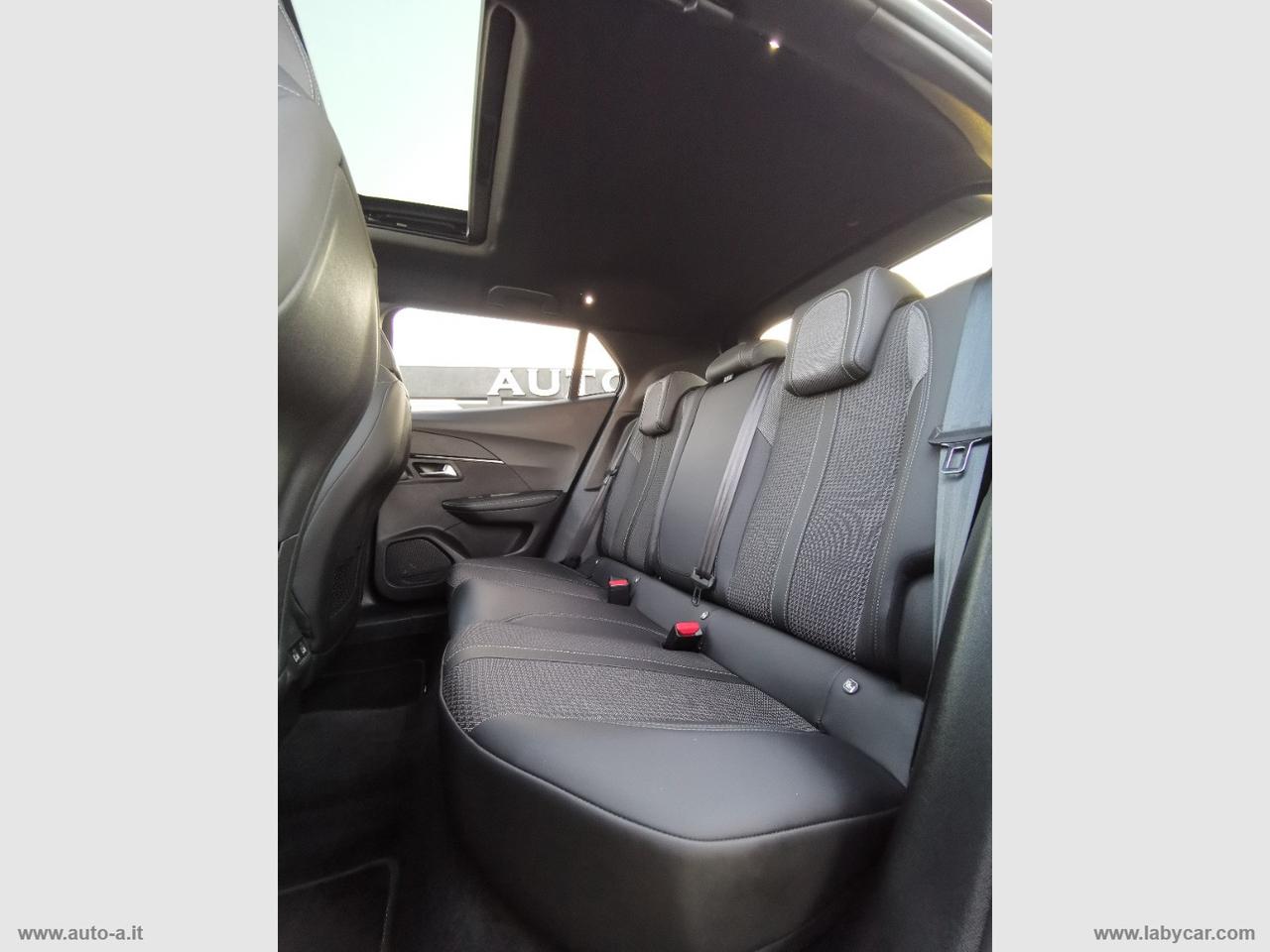 PEUGEOT 2008 BlueHDi 110 S&S GT