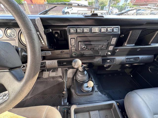 LAND ROVER Defender 90 2.5 Td5 Station Wagon E