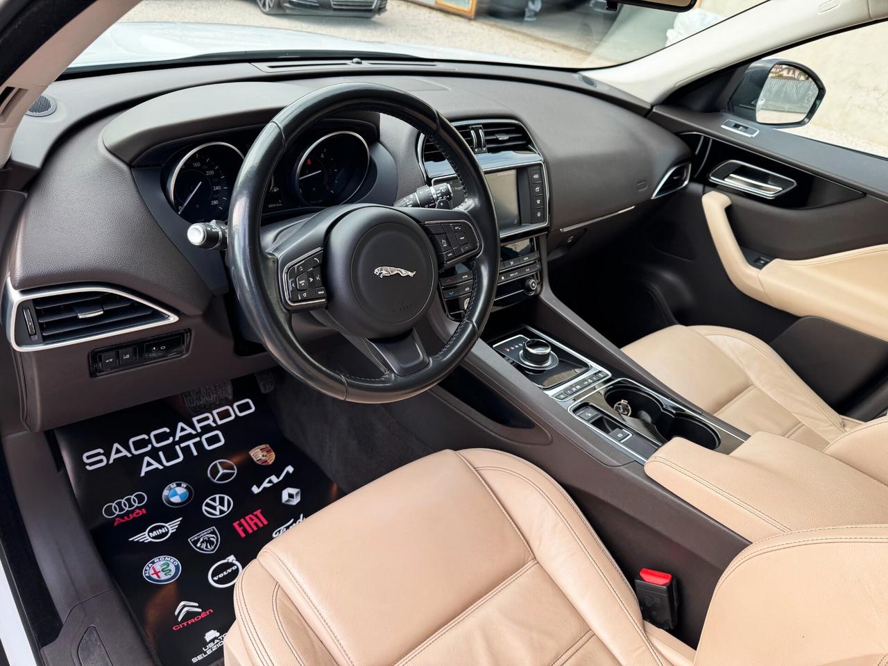 Jaguar F-Pace 2.0 Prestige AWD 180cv