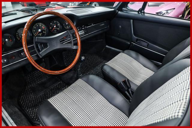 PORSCHE 911 2.2 T TARGA - RESTAURO TOTALE APPENA ESEGUITO