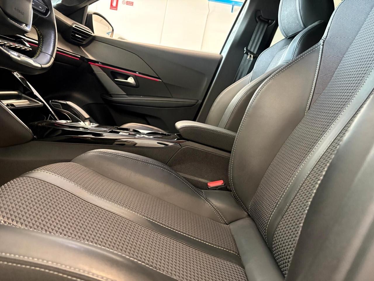 Peugeot 208 GT motore elettrico 136 CV SPOTICAR