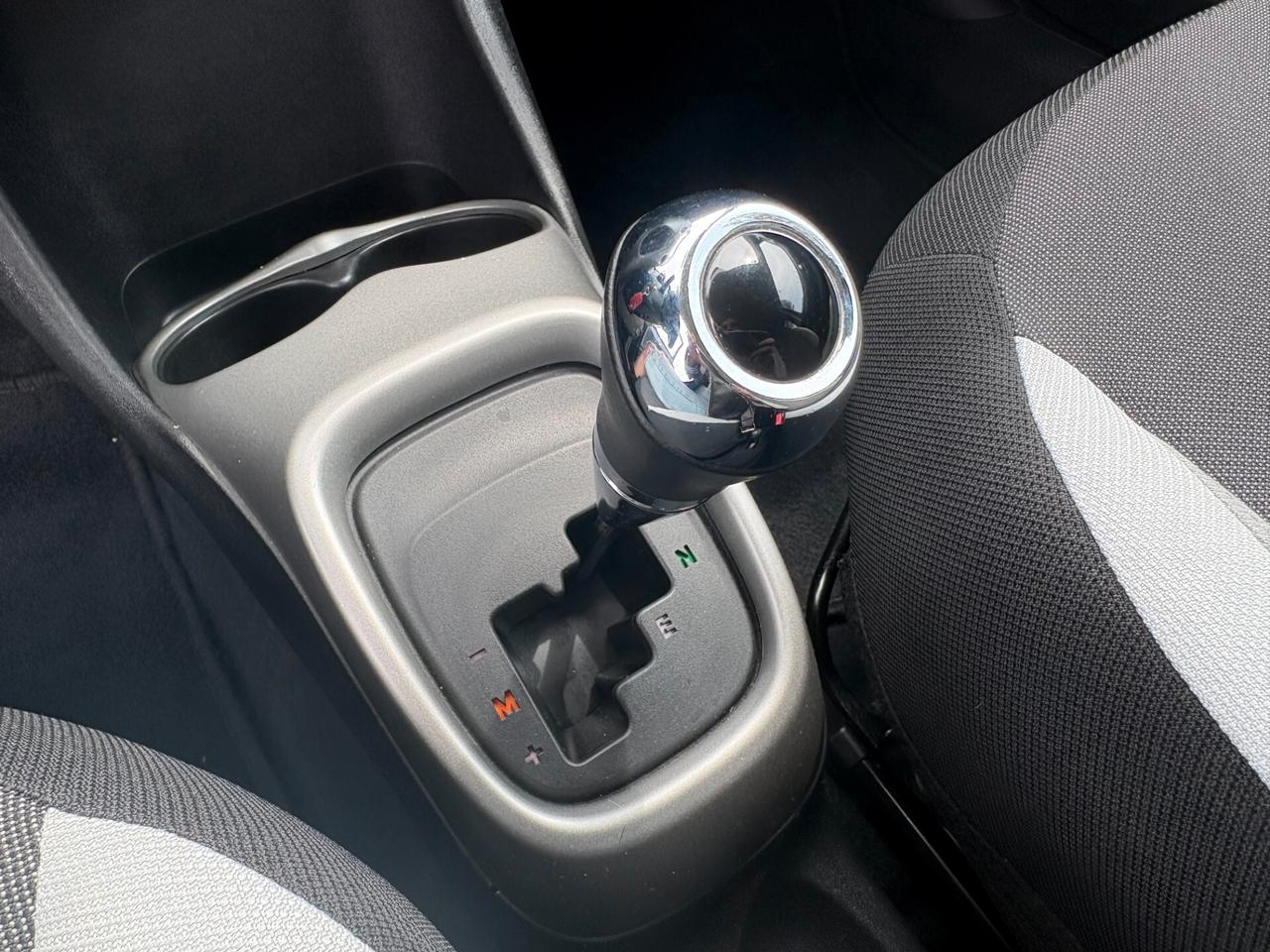 Toyota Aygo 1.0 VVT-i 69 CV 5 porte x-business