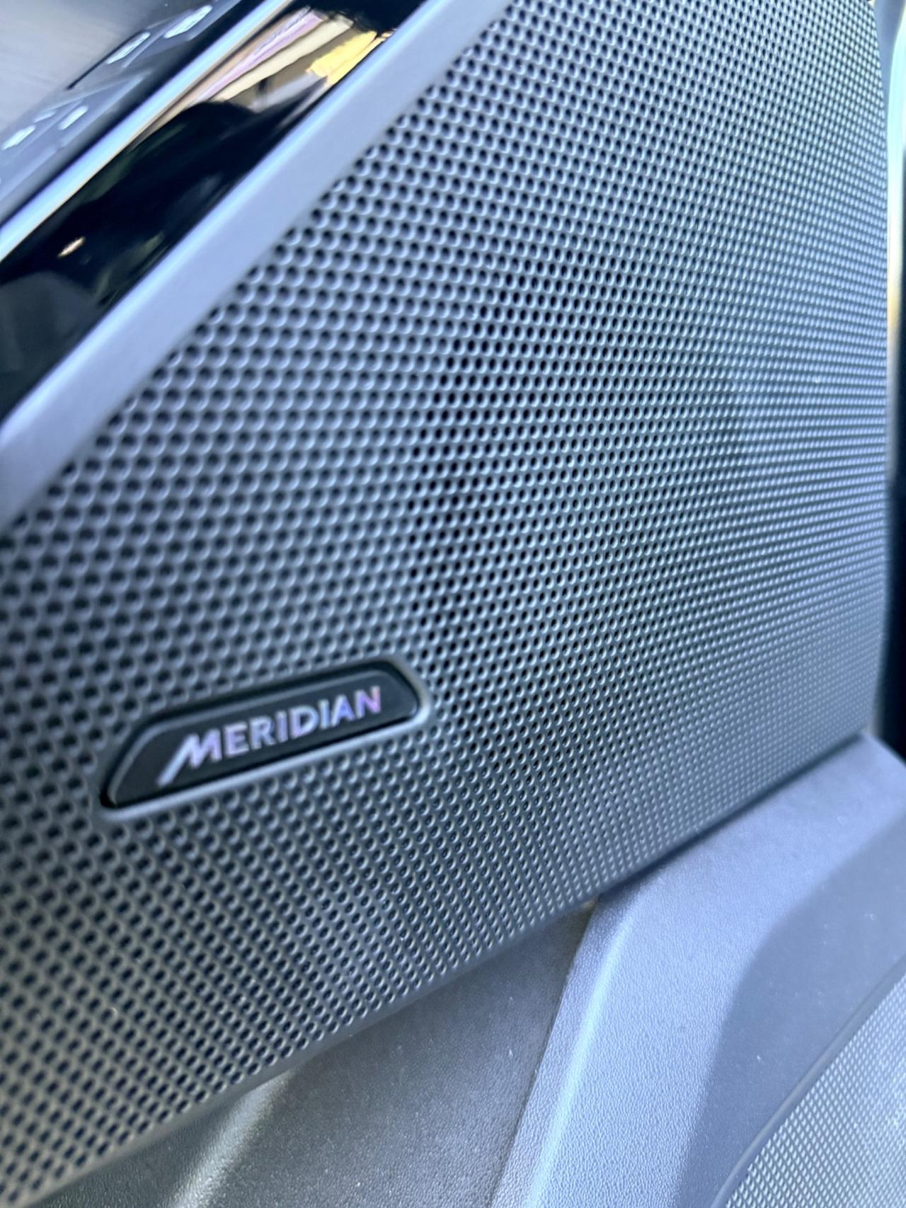 Land Rover Range Velar 2.0D I4 204 CV R-Dynamic HSE TETTO APRIBILE,VIRTUAL COCKPIT,TELECAMERA,APPLE CARPLAY