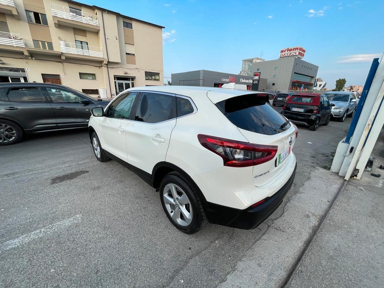 Nissan Qashqai 1.5 dCi Tekna