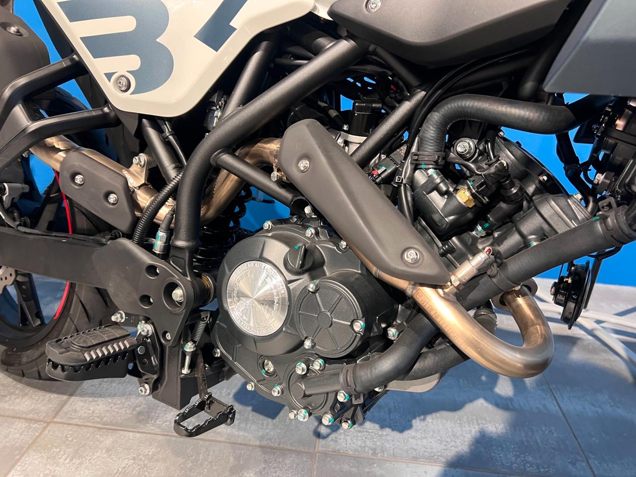 Benelli BX 125 S