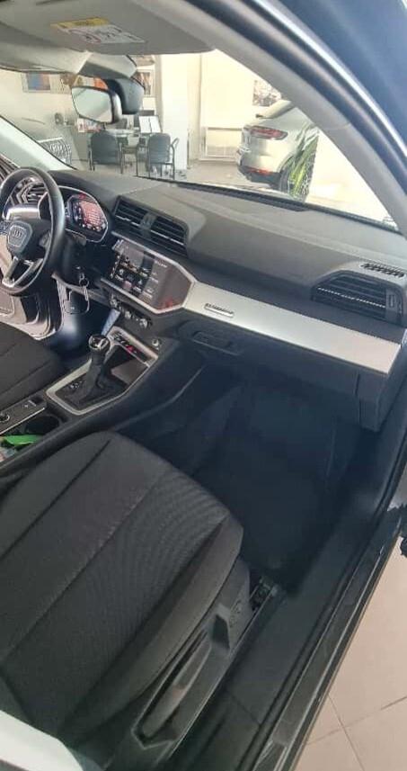 Audi Q3 SPB 45 TFSI e S tronic Business Plus