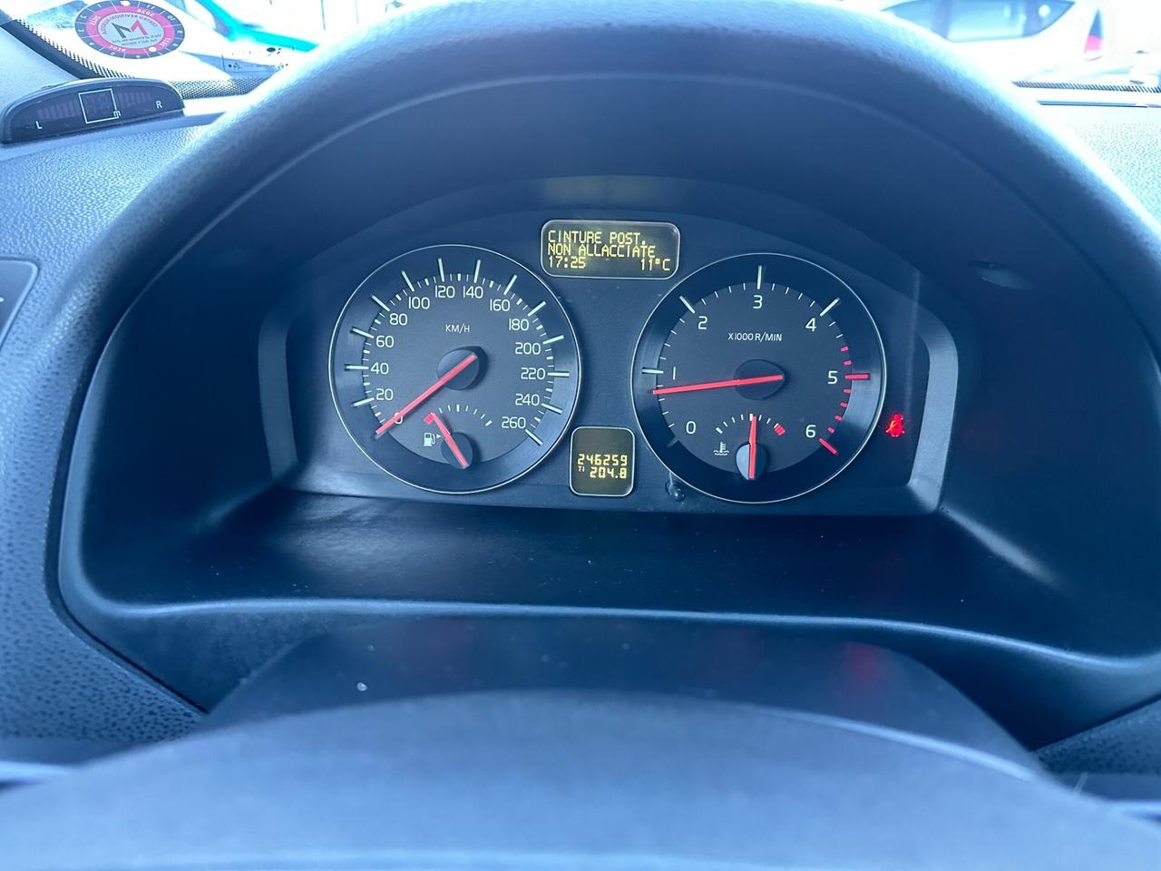 Volvo V50 D3 R-design