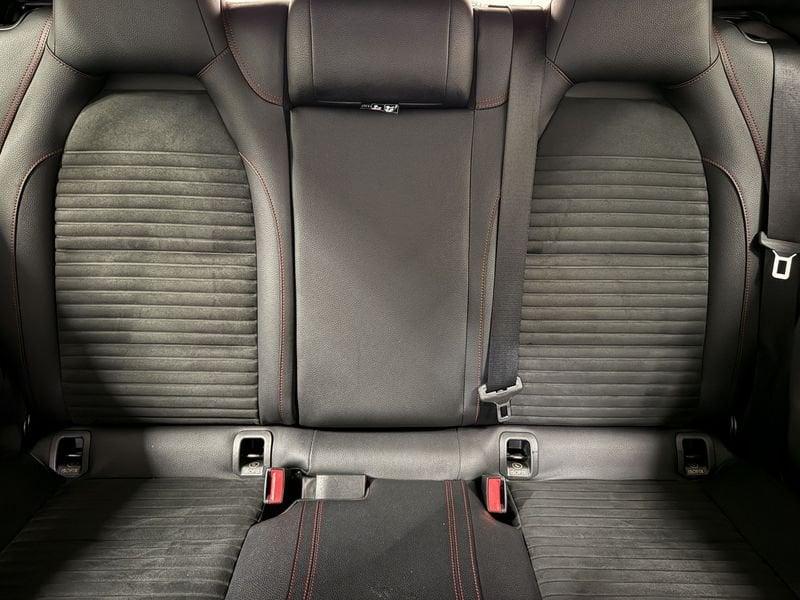 Mercedes-Benz GLA GLA 200 Premium AMG Night Edition