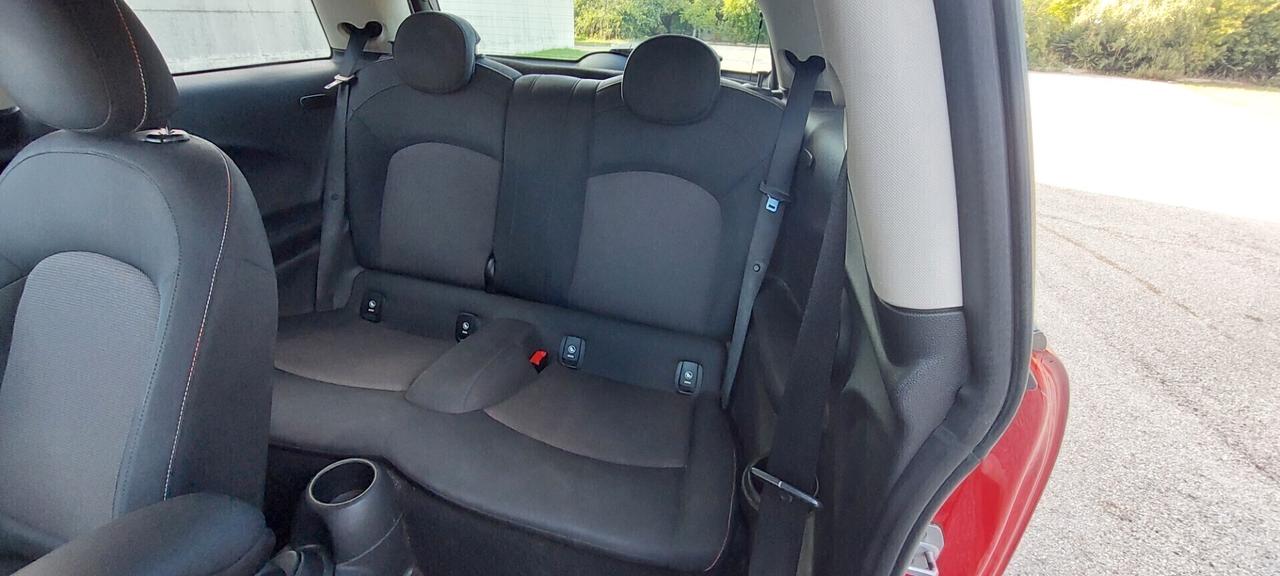 MINI ONE 1,5 DIESEL 95 CV HYPE LEGA TELEFONO SENSORI RADAR FULL LED IMPECCABILE X NEOPATENTATI