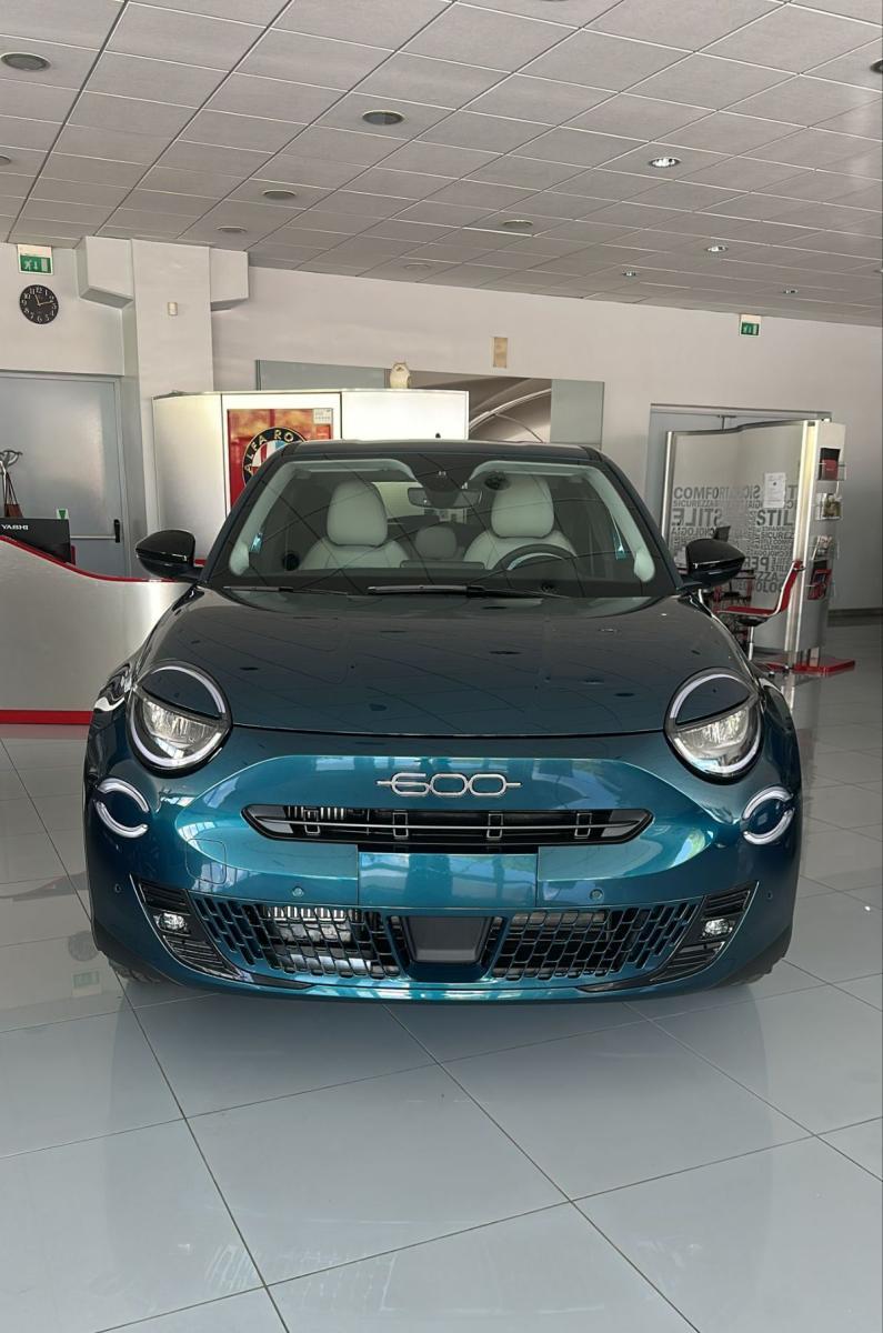 FIAT - 600 - Hybrid DCT MHEV La Prima II