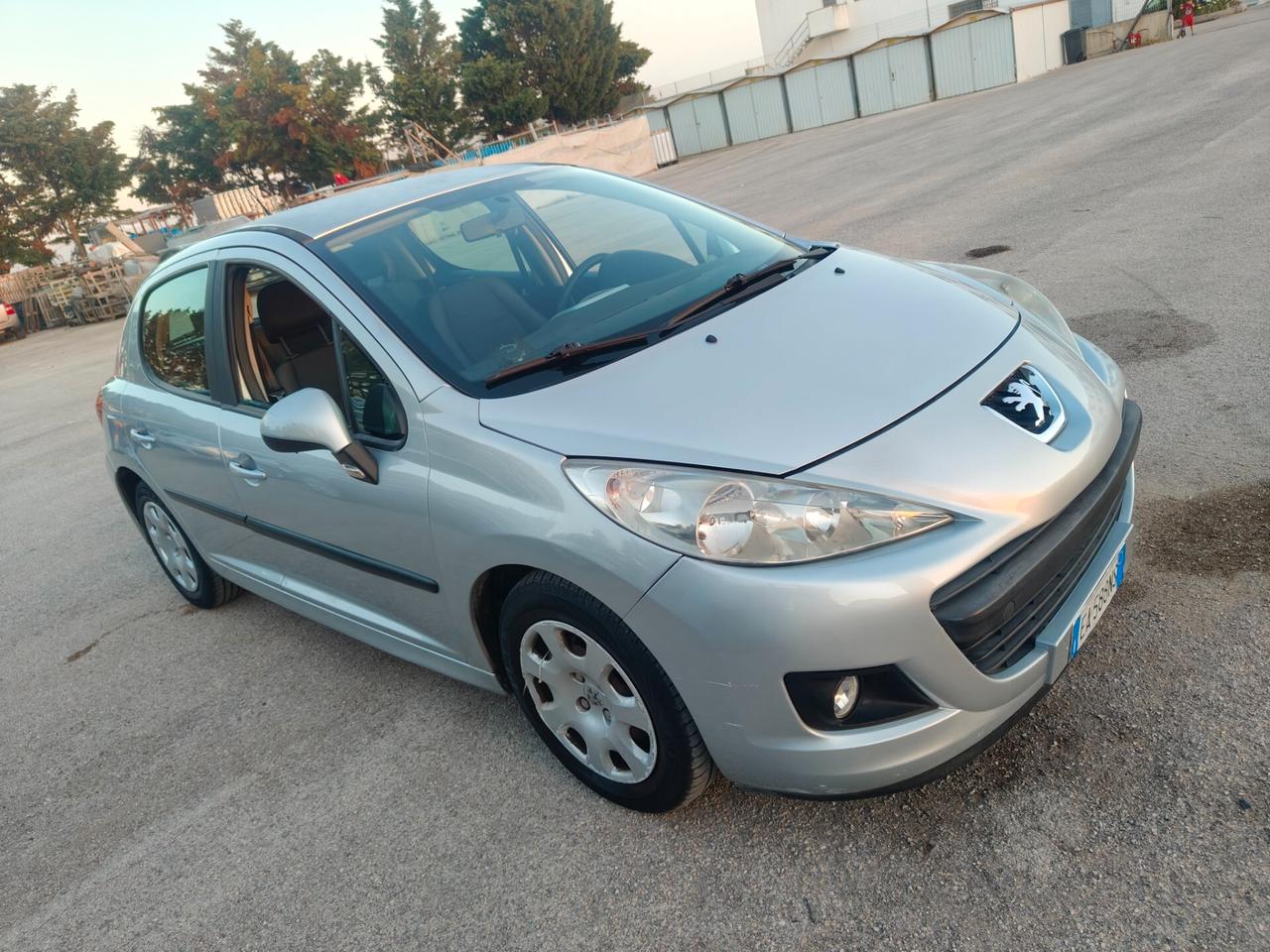 Peugeot 207 1.4 HDi 70CV FAP 5p. X Line
