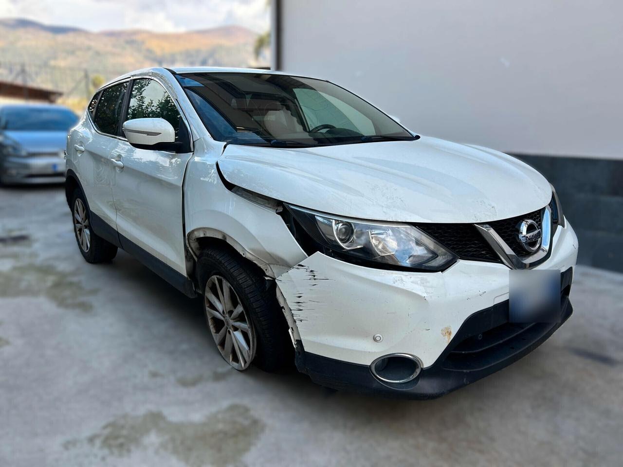 Nissan Qashqai 1.5 dCi 110CV - 2017 Incidentata