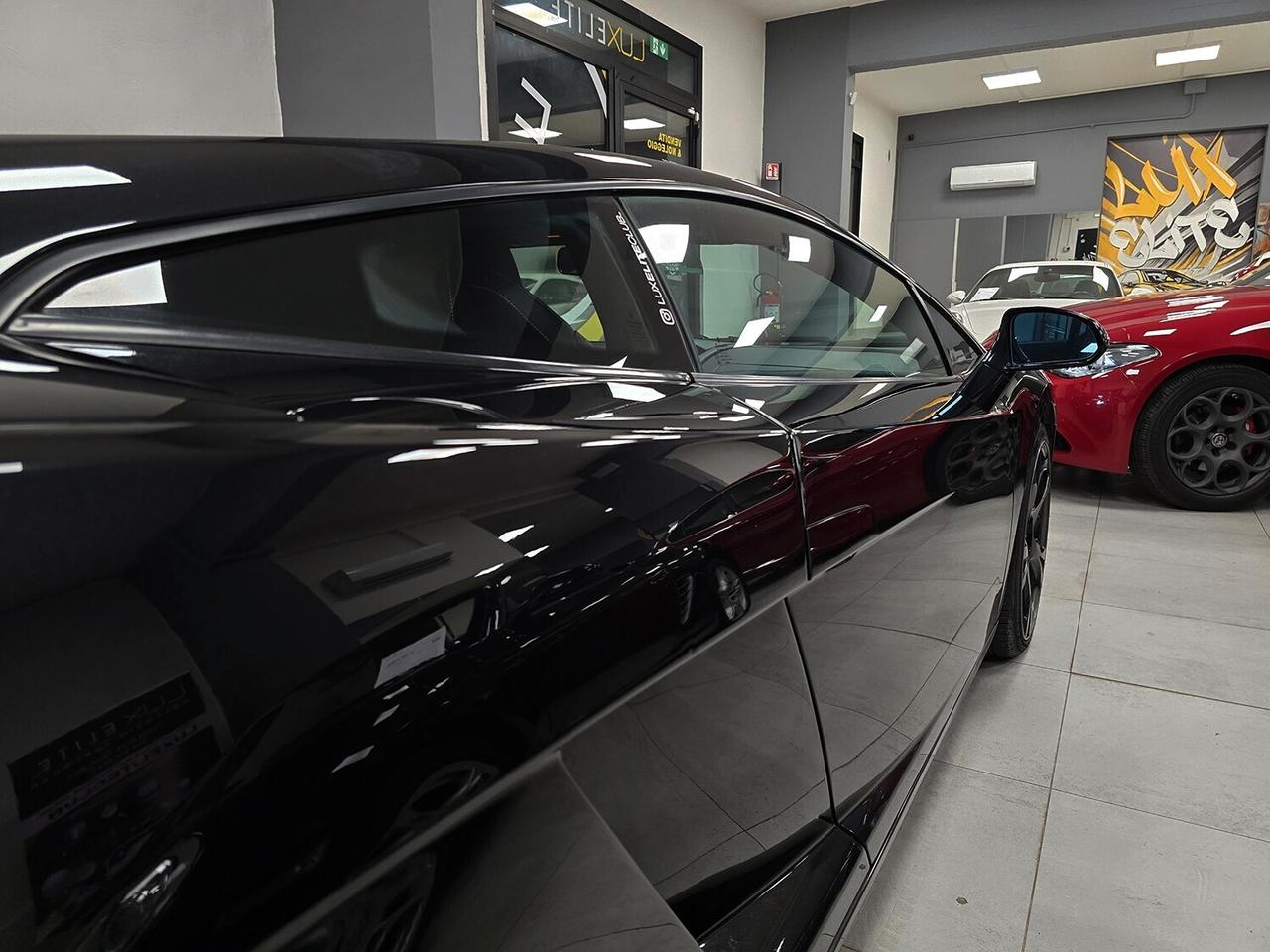 Lamborghini GALLARDO COUPE 5.2 V10 LP 560-4 E-GEAR FULL BLACK _ COMPLETAMENTE ORIGINALE _ ALCANTARA _ LIFT _ SERVICE BOOK _ CERCHI 19 CALLISTO