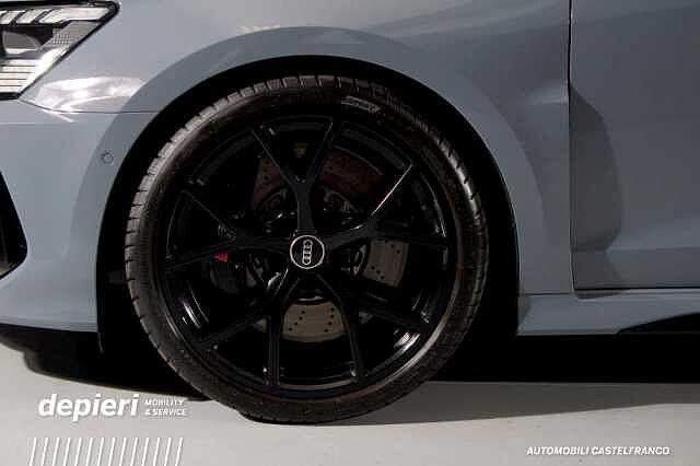 Audi RS3 Sportback Sportback TFSI quattro S tronic