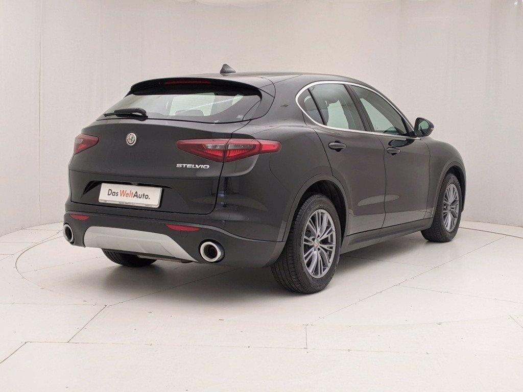 ALFA ROMEO Stelvio 2.2 Turbodiesel 180 CV AT8 RWD Executive del 2017