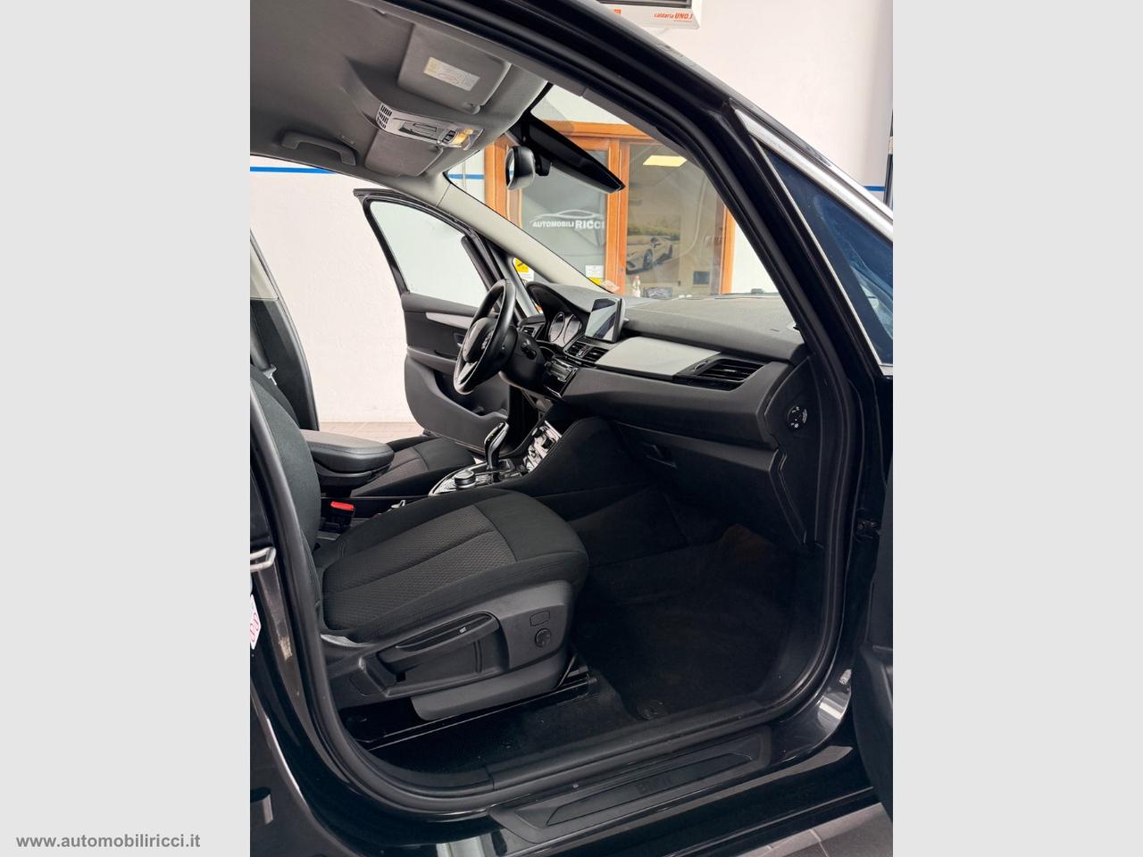 BMW 218i Gran Tourer 7 POSTI