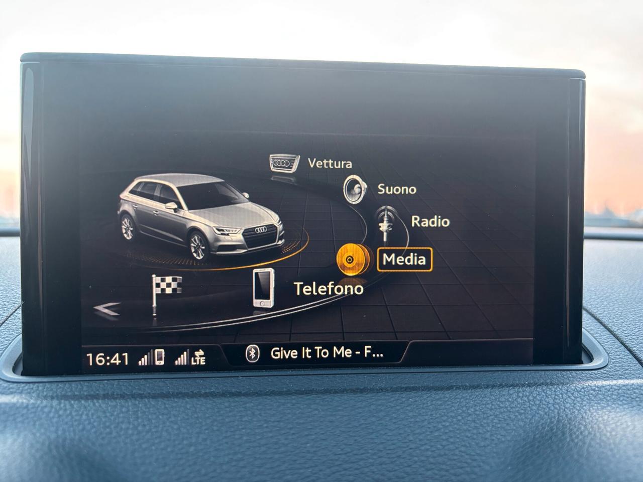 Audi A3 SPB 30 g-tron S tronic Business