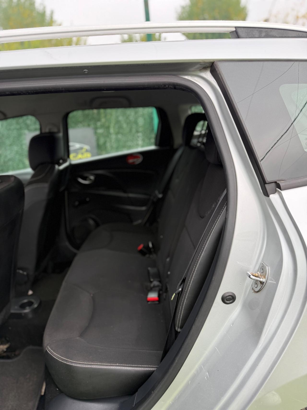 Renault CLIO 2014 1.5 DIESEL NEOPATENTATI STATION WAGON