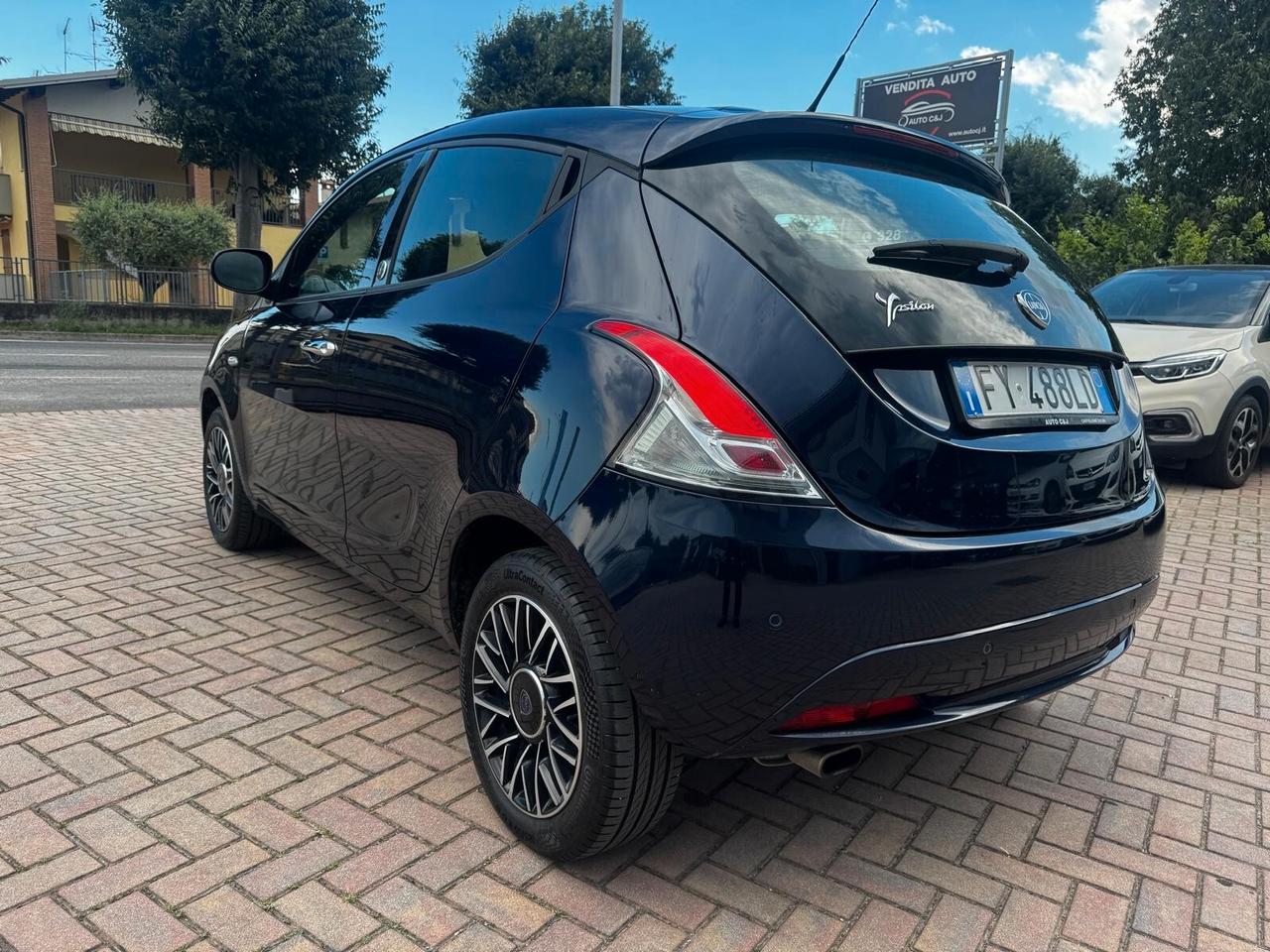 Lancia Ypsilon 1.2 69 CV 5 porte GPL Ecochic Gold