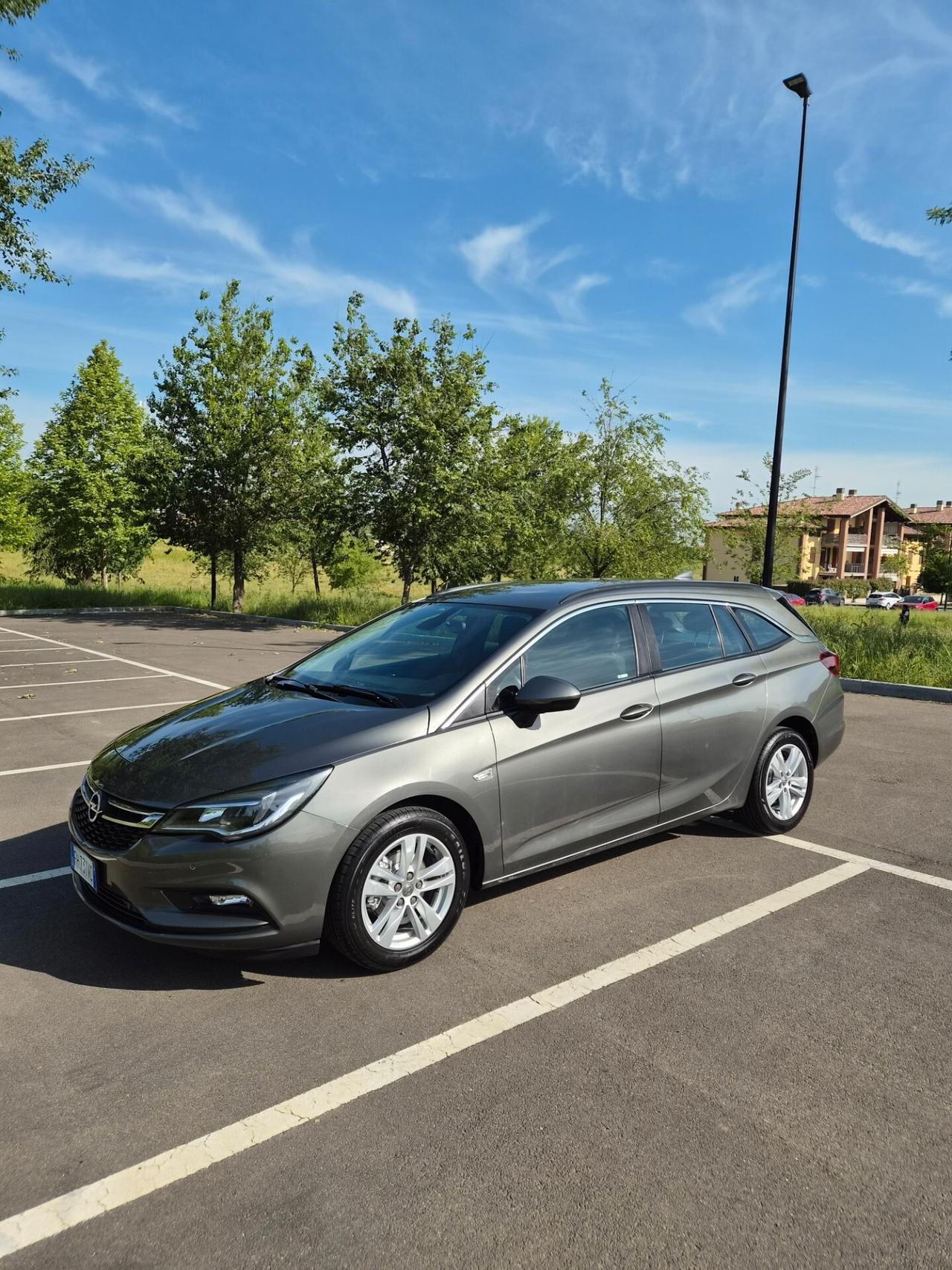 Opel Astra 1.6 CDTi 110CV Start&Stop Sports Tourer Business