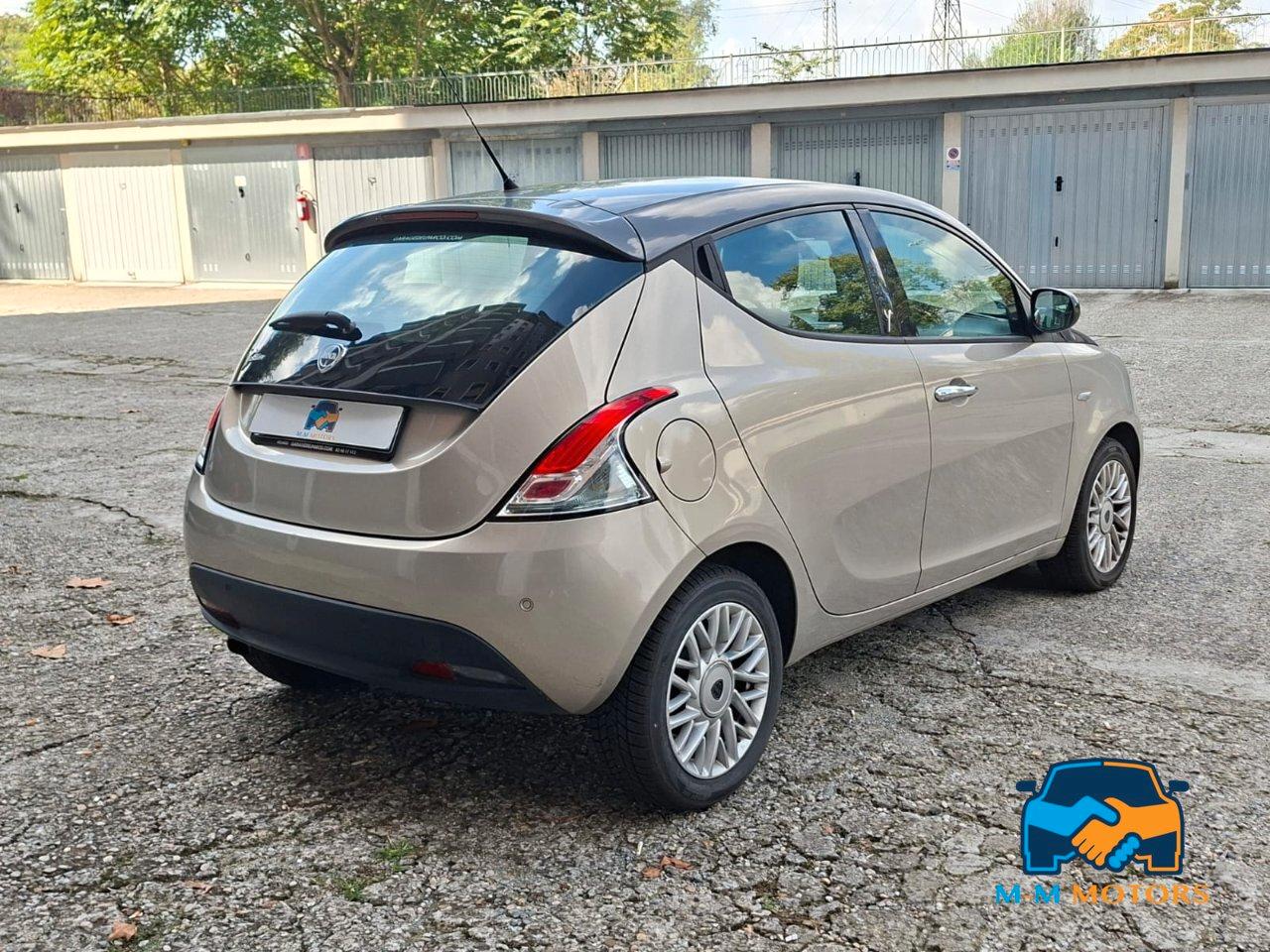 Lancia Ypsilon 5 Porte Ypsilon 1.2 8v Platinum 69cv E6