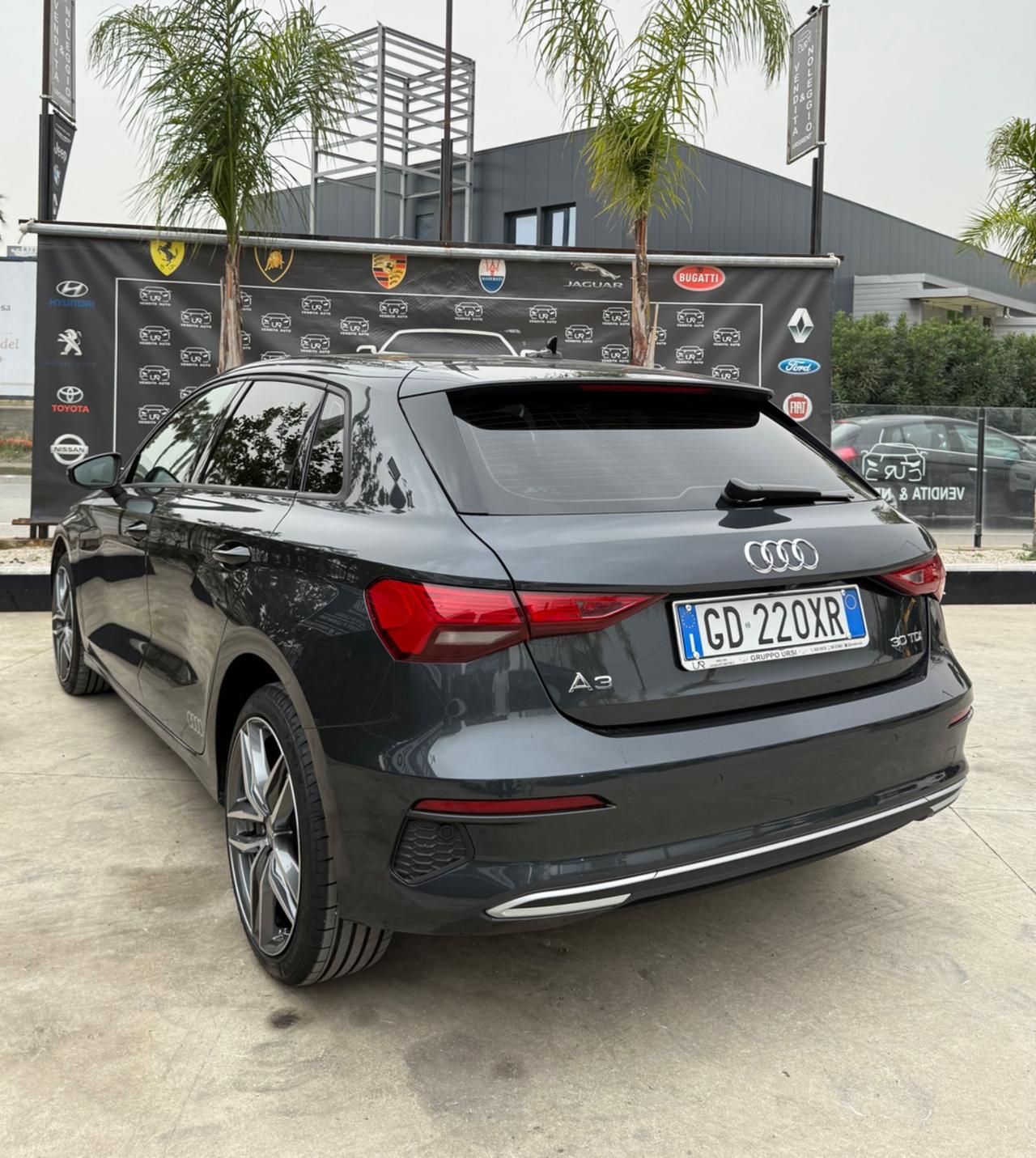Audi A3 SPB 30 TDI Business Advanced
