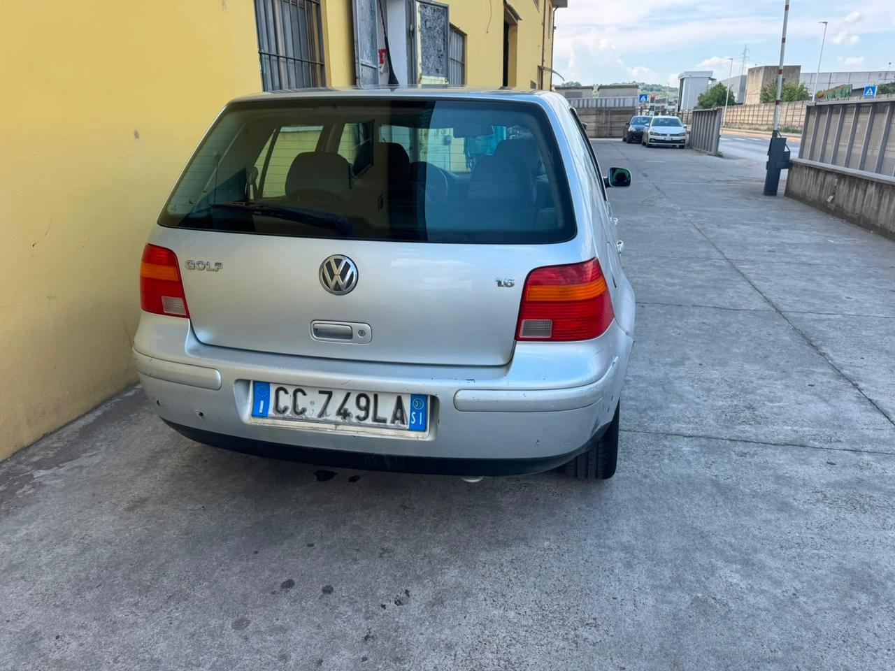 Volkswagen Golf 1.6 16V gpl