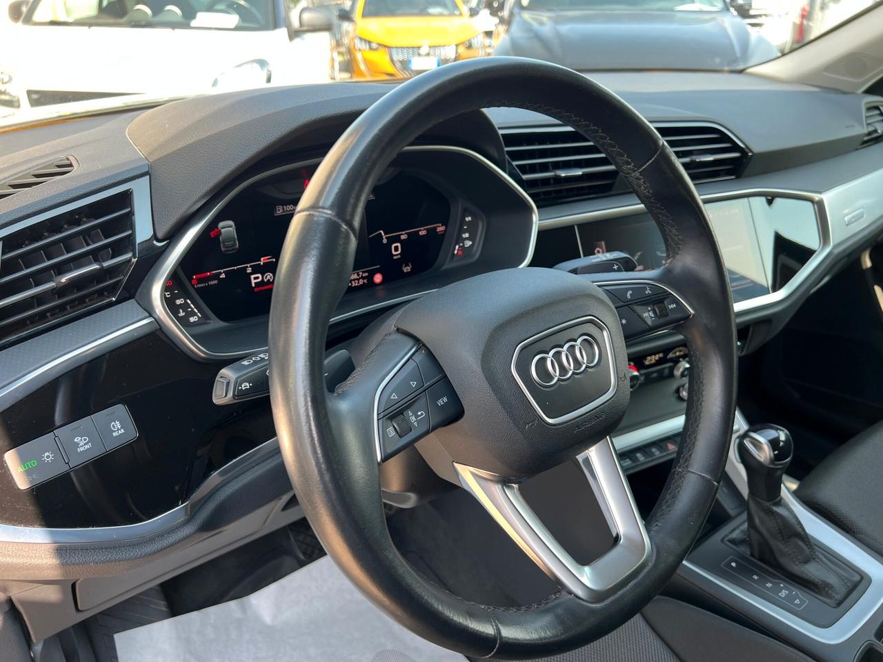 Audi Q3 SPB 35 TDI S tronic line edition - COLORE Argento Rugiada Metallizzato