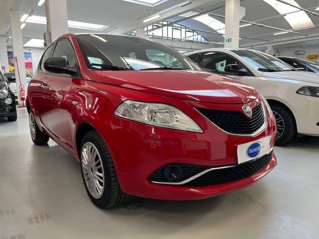 Lancia Ypsilon 1.2 Silver 69cv