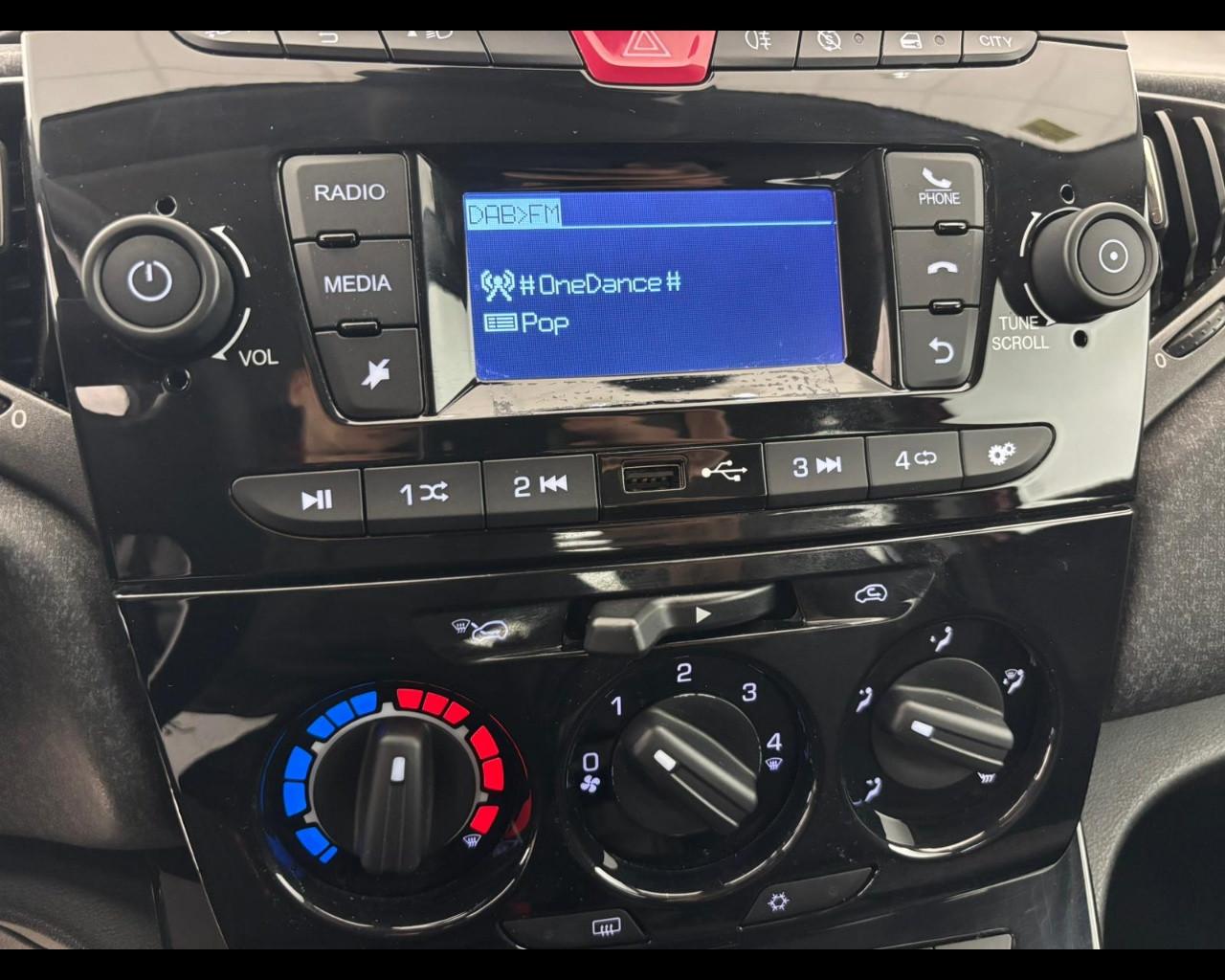 LANCIA Ypsilon 1.0 firefly hybrid Silver s&s 70cv