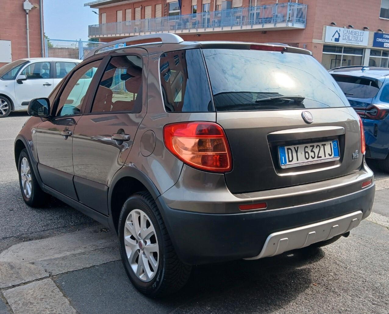 FIAT Sedici 4x4 2.000 MultiJet 136cv Km148.000