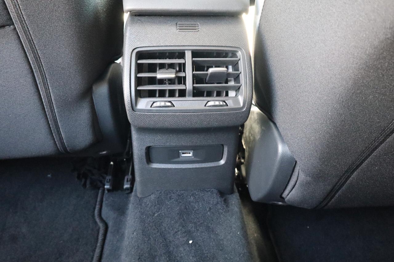 CITROEN C4 1.2cc Hybrid 145cv e-dcs6 Max