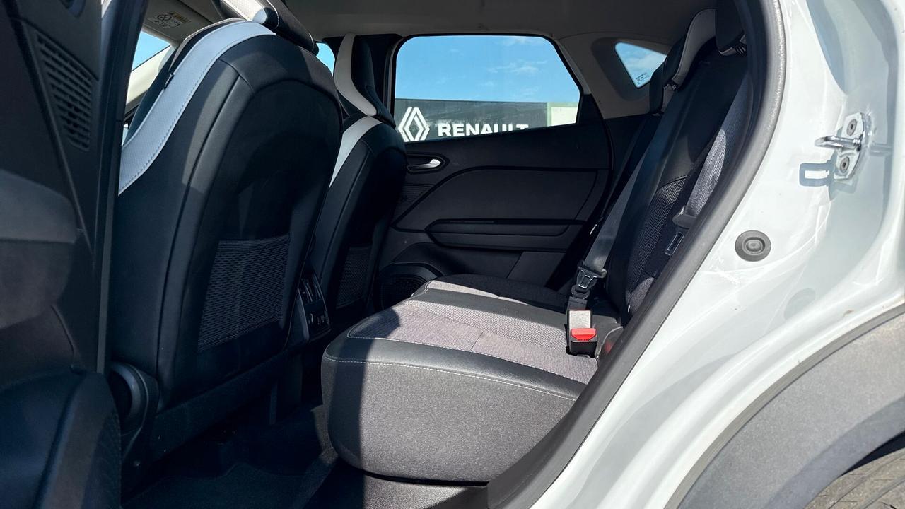 Renault Captur Plug-in Hybrid E-Tech 160 CV Intens