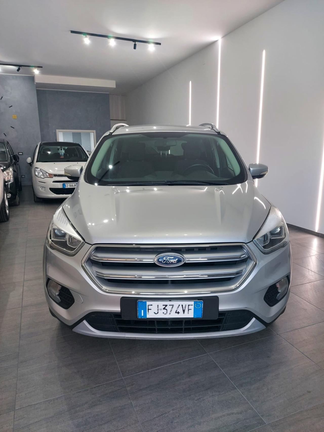 Ford Kuga 1.5 TDCI 120 CV S&S 2WD Titanium